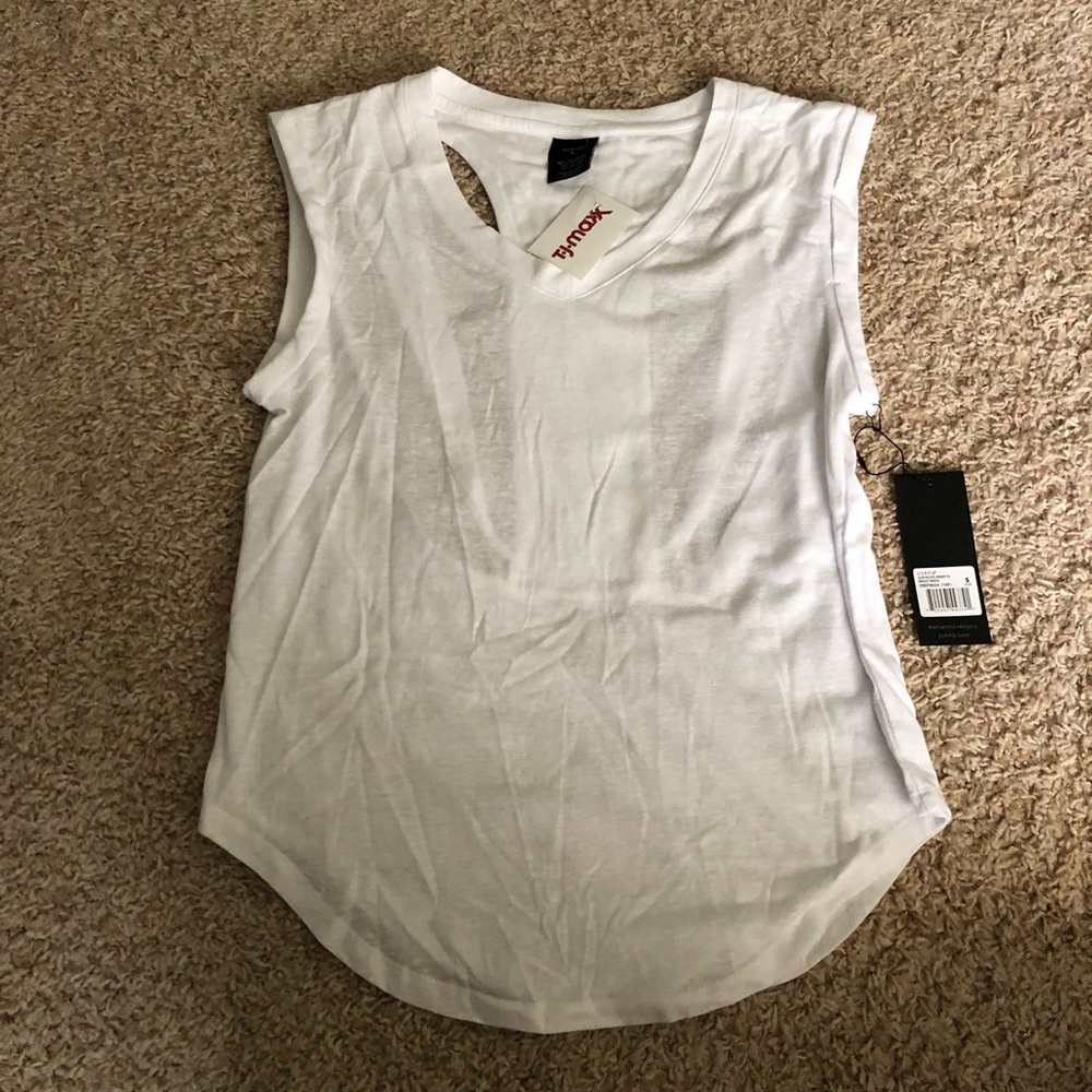 Zobha white workout tank